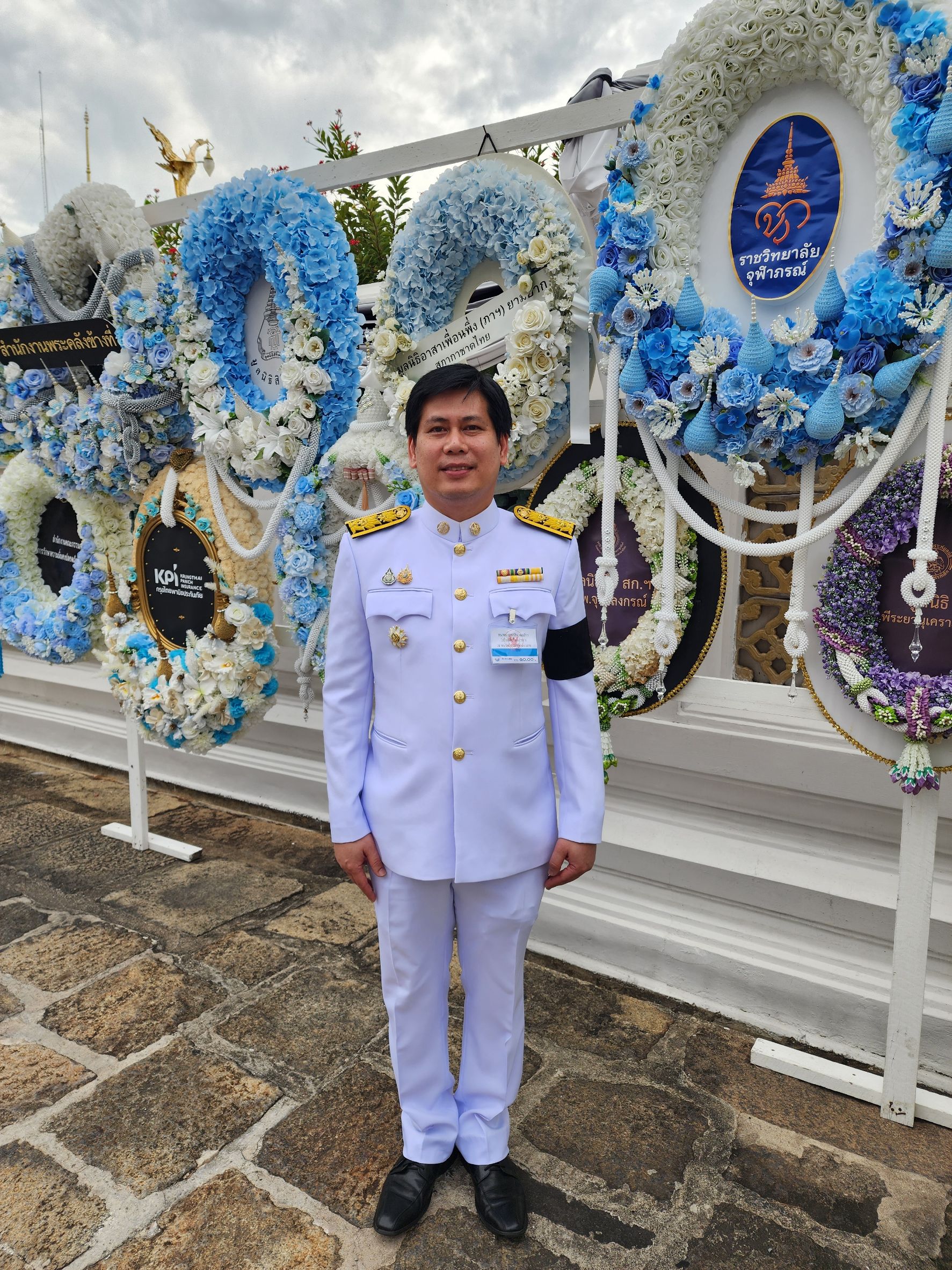 title - วันศุกร์ที่ 29 พฤษภาคม 2569 เวลา 05.00 น. นายวิทูล ประดิษฐบุญ ปฏิรูปที่ดินจังหวัดปราจีนบุรี เข้าร่วมเป็นเจ้าภาพในการบำเพ็ญกุศลถวายพระบรมศพ สมเด็จพระนางเจ้าสิริกิติ์ พระบรมราชินีนาถ พระบรมราชชนนีพันปีหลวง ครั้งที่ 4